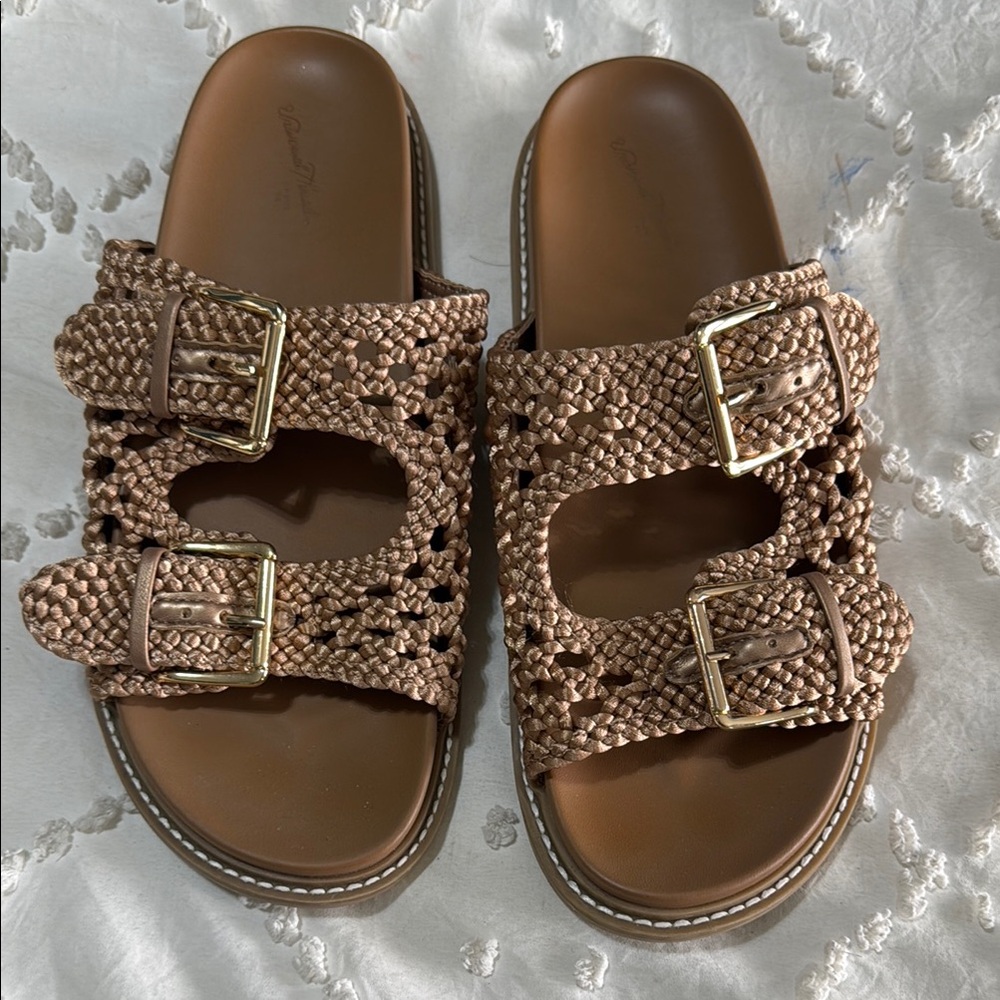 Universal Thread Brown Woven Sandals